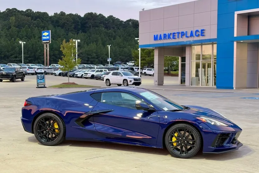 2026 Chevrolet Corvette 2LT photo 1