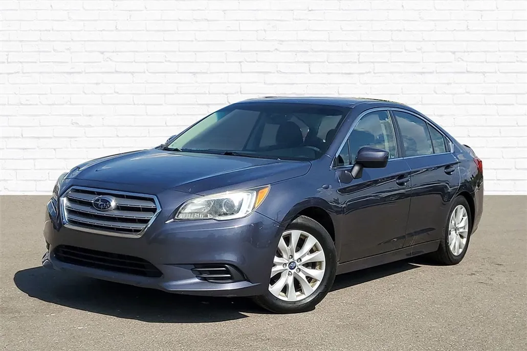 2017 Subaru Legacy 2.5i Premium photo 1