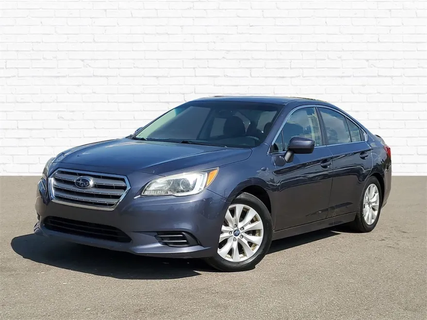 2017 Subaru Legacy 2.5i Premium photo 1