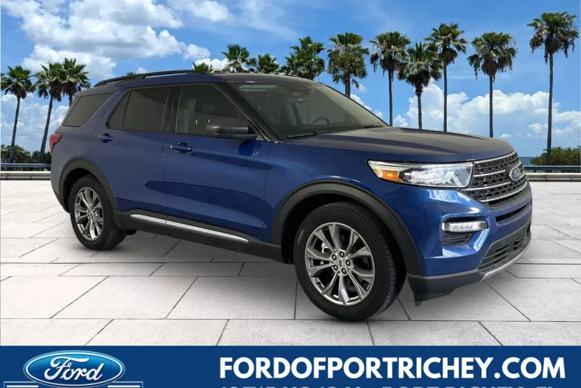 2022 Ford Explorer XLT photo 1