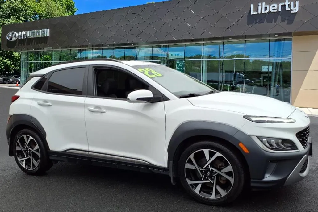 2023 Hyundai Kona Limited photo 1