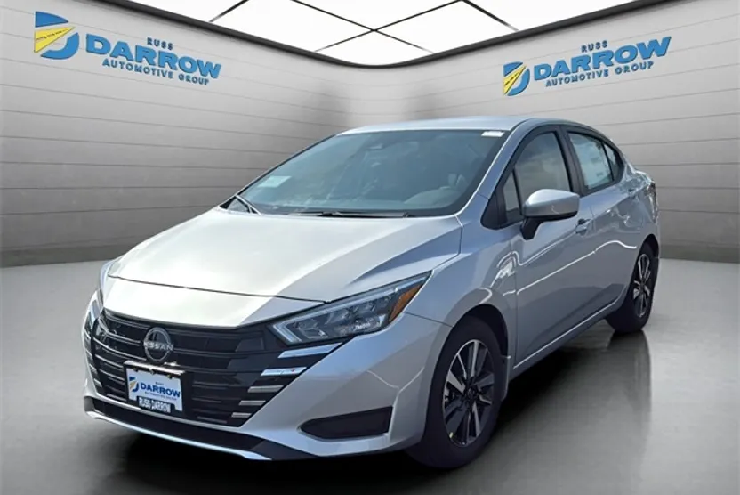 2025 Nissan Versa 1.6 SV photo 1