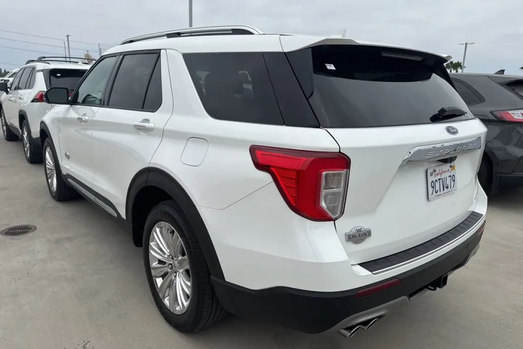 2022 Ford Explorer King Ranch photo 1