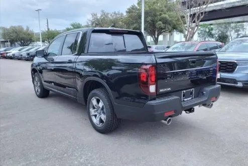 2024 Honda Ridgeline RTL photo 2