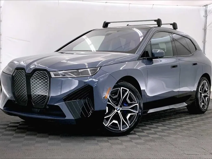 2025 Bmw iX photo 1