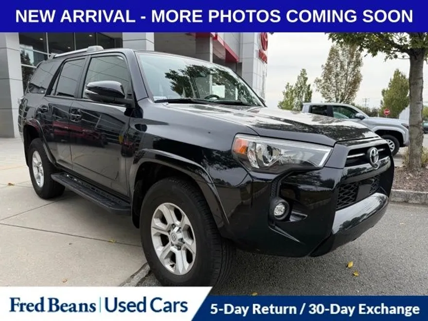 2023 Toyota 4Runner SR5 Premium photo 1