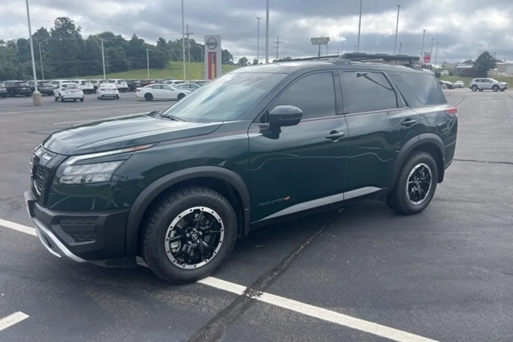 2025 Nissan Pathfinder Rock Creek photo 1