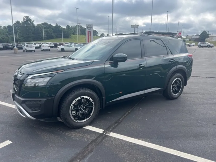 2025 Nissan Pathfinder Rock Creek photo 1