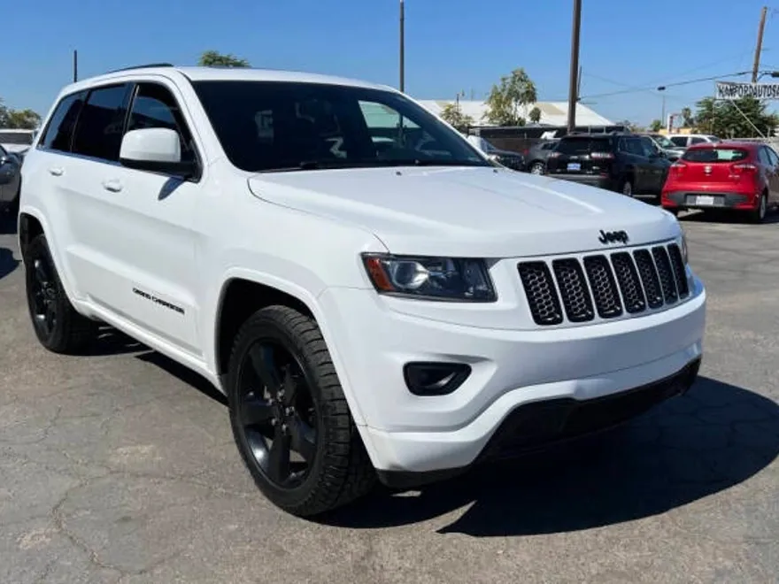 2014 Jeep Grand Cherokee Altitude photo 1