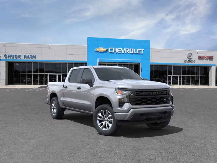 2025 Chevrolet Silverado Custom photo 1
