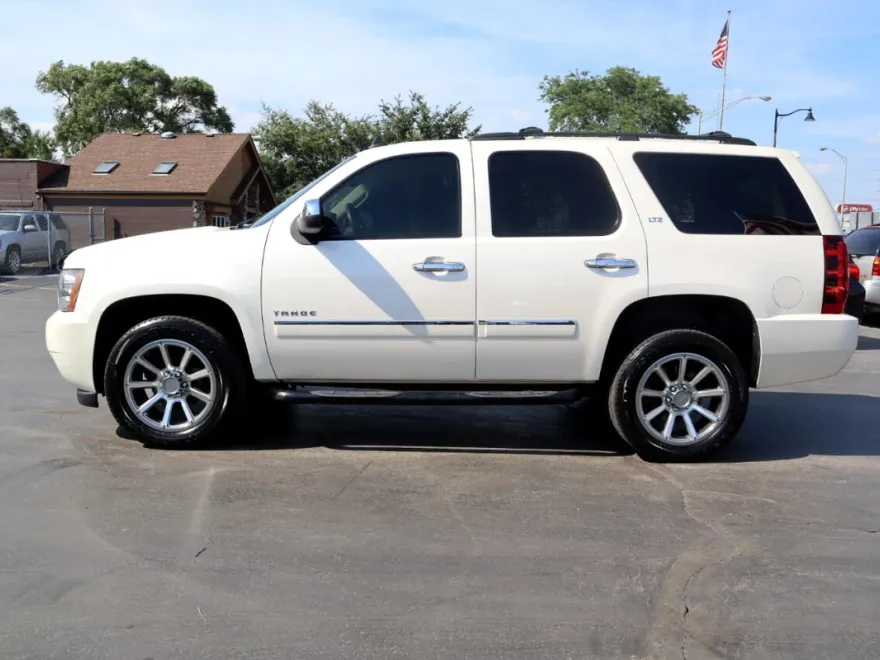 2014 Chevrolet Tahoe LTZ photo 1