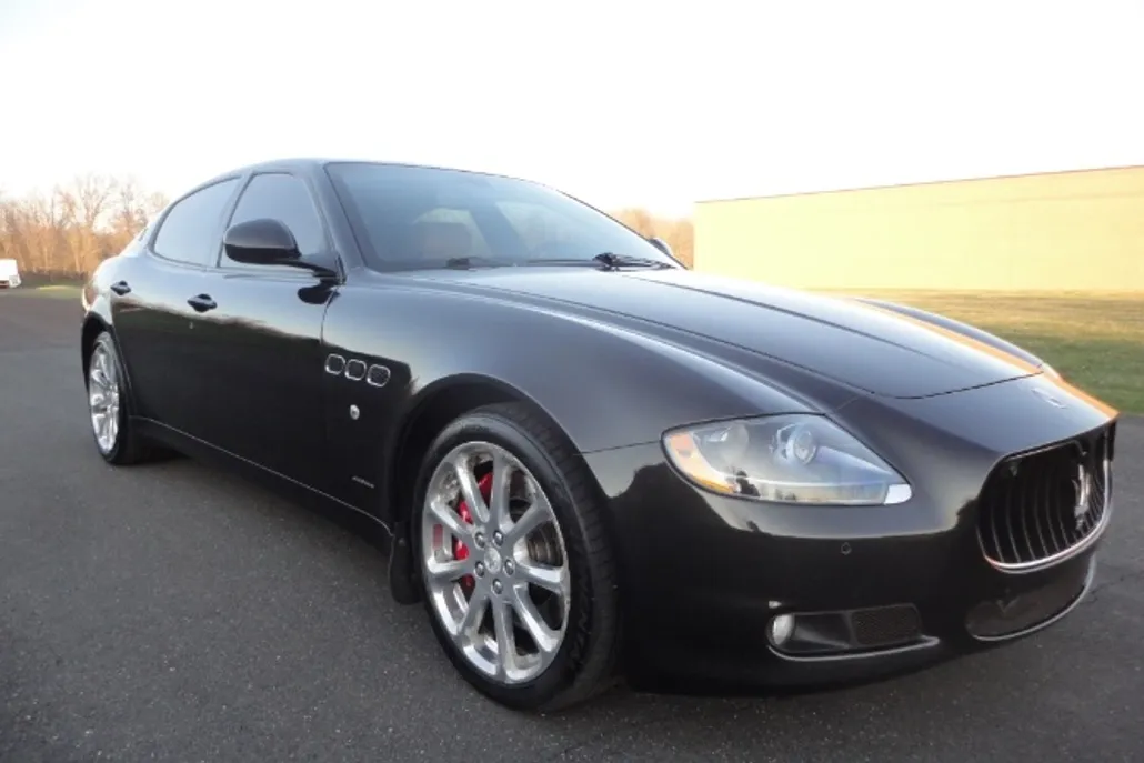 2011 Maserati Quattroporte S photo 1