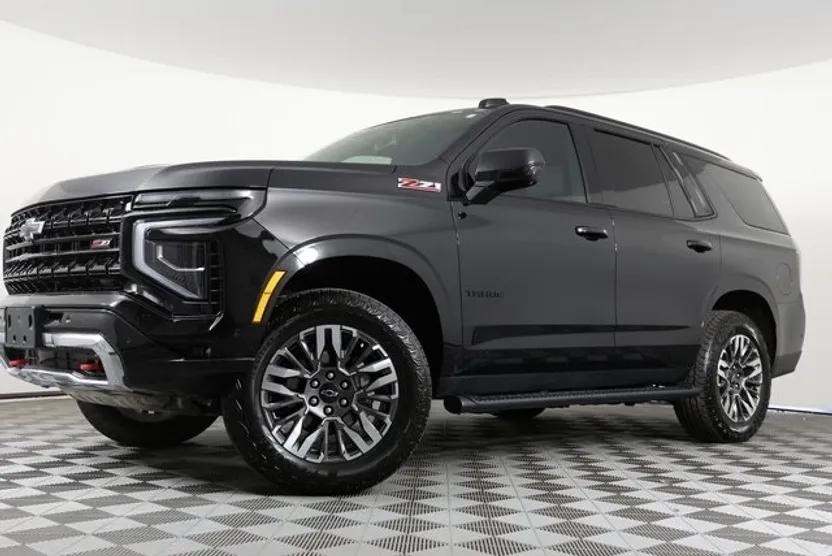 2025 Chevrolet Tahoe Z71 photo 1
