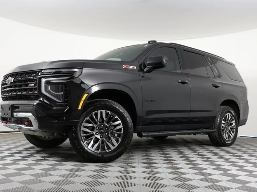 2025 Chevrolet Tahoe Z71 photo 1