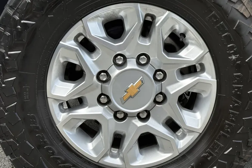 2024 Chevrolet Silverado 2500HD LTZ photo 1