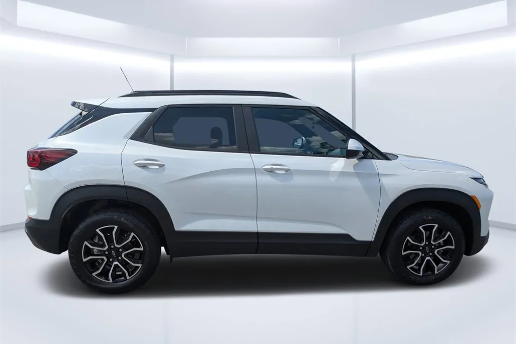 2025 Chevrolet Trailblazer ACTIV photo 1