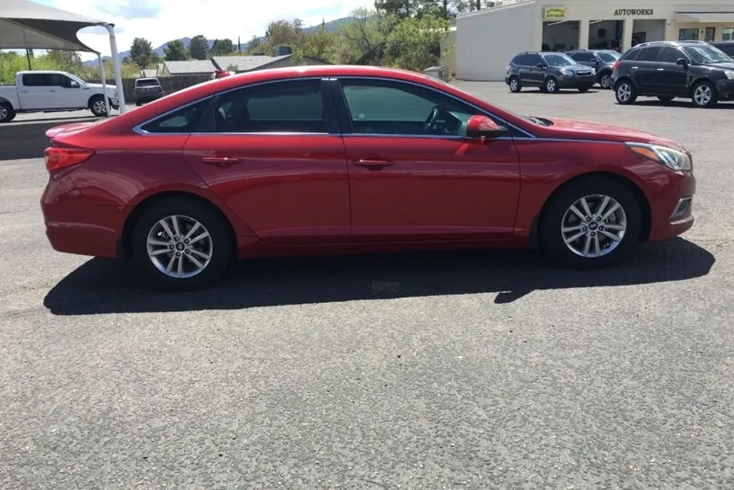 2017 Hyundai Sonata SE Eco photo 1