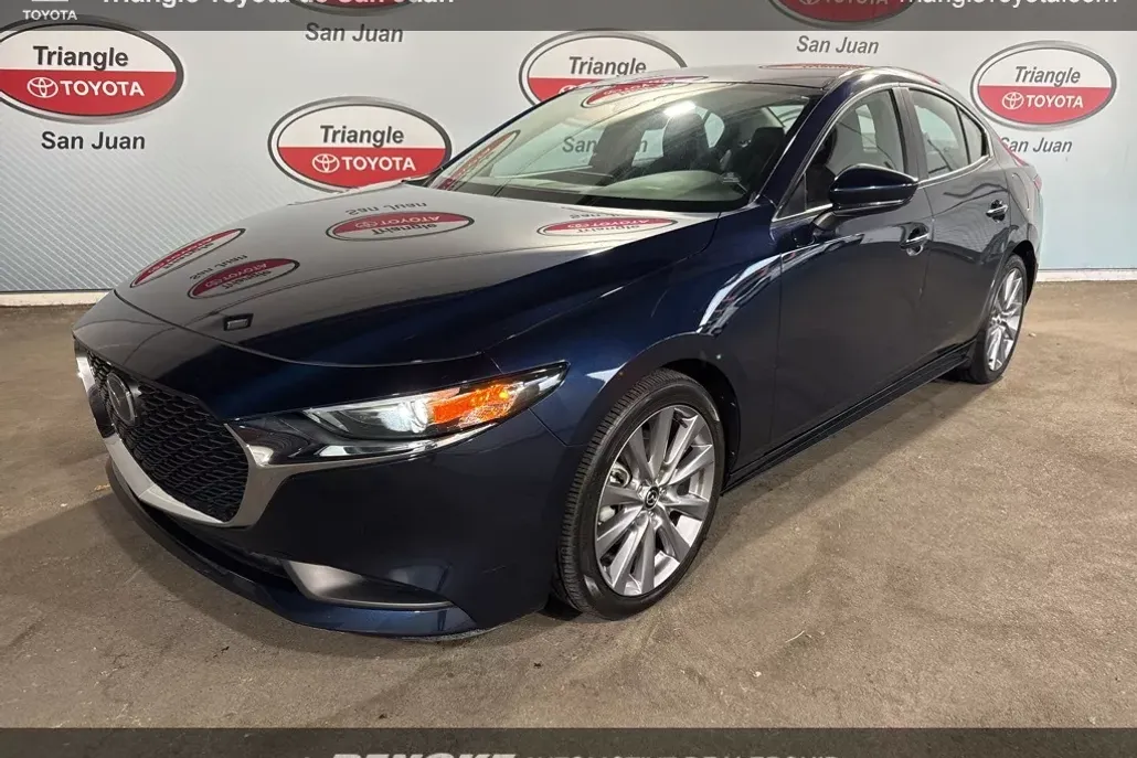 2022 Mazda Mazda3 Select photo 1