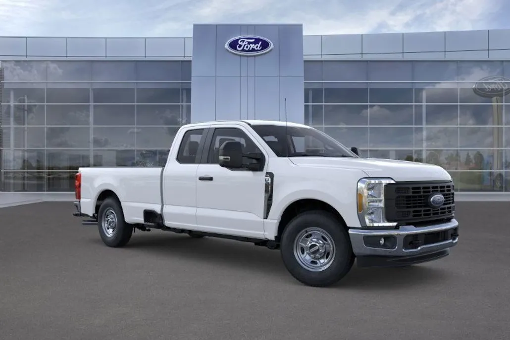2025 Ford F-250 photo 1