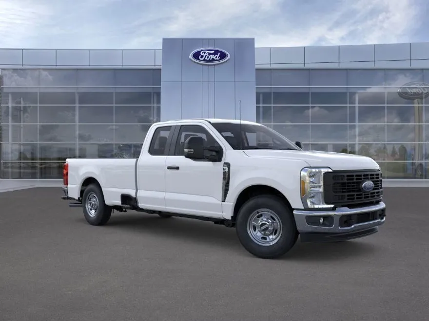 2025 Ford F-250 photo 1