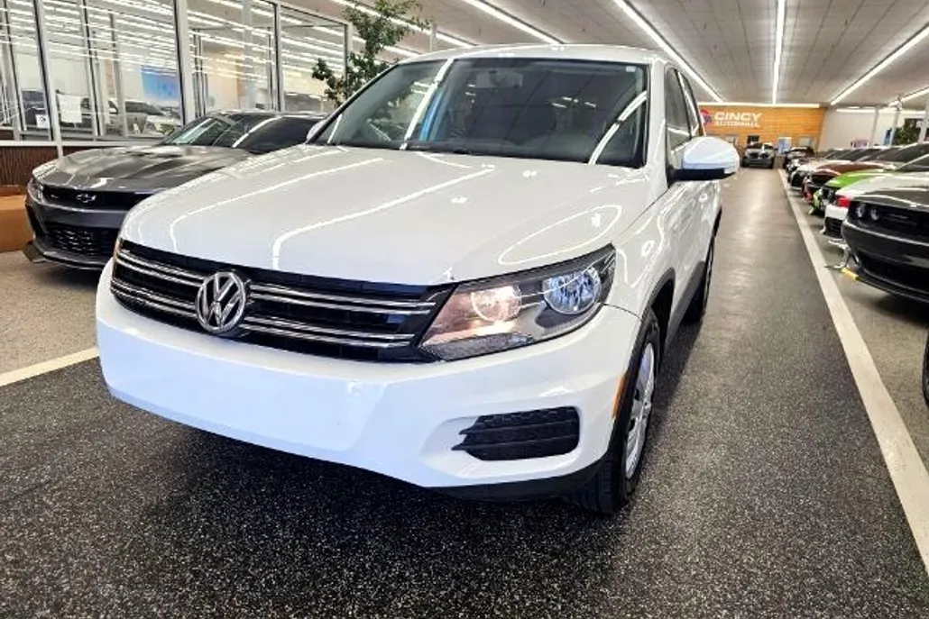 2018 Volkswagen Tiguan Limited photo 1