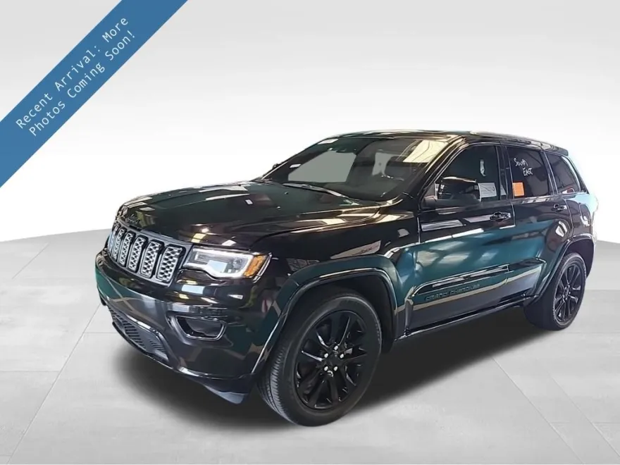 2021 Jeep Grand Cherokee Laredo X photo 1