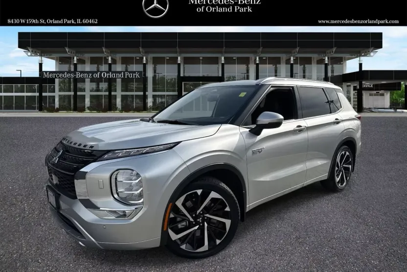 2024 Mitsubishi Outlander PHEV SEL photo 1