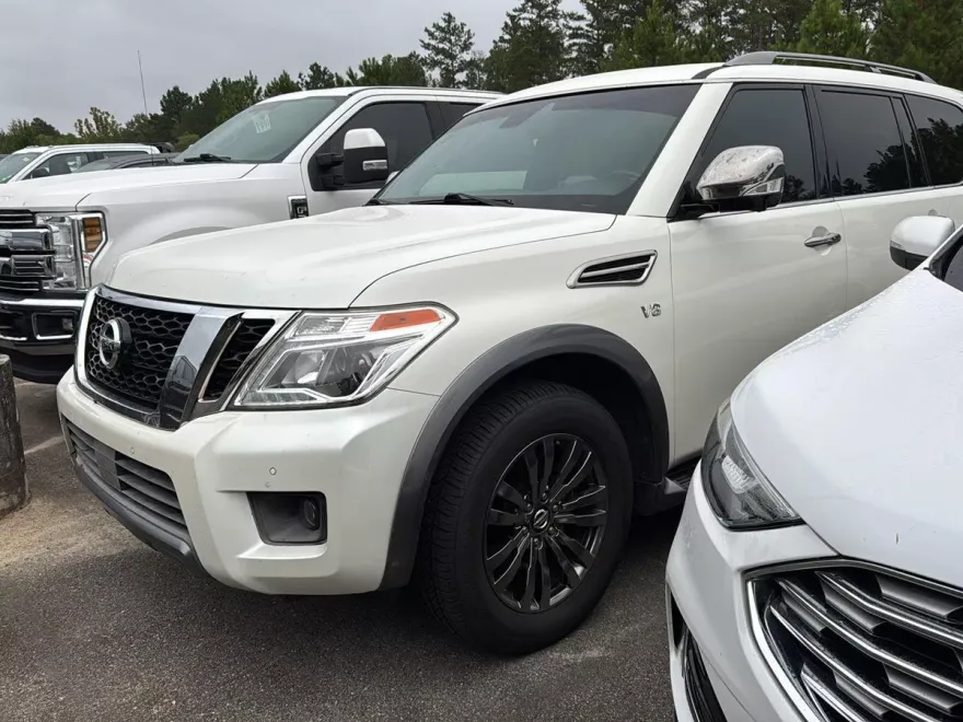2018 Nissan Armada Platinum photo 1