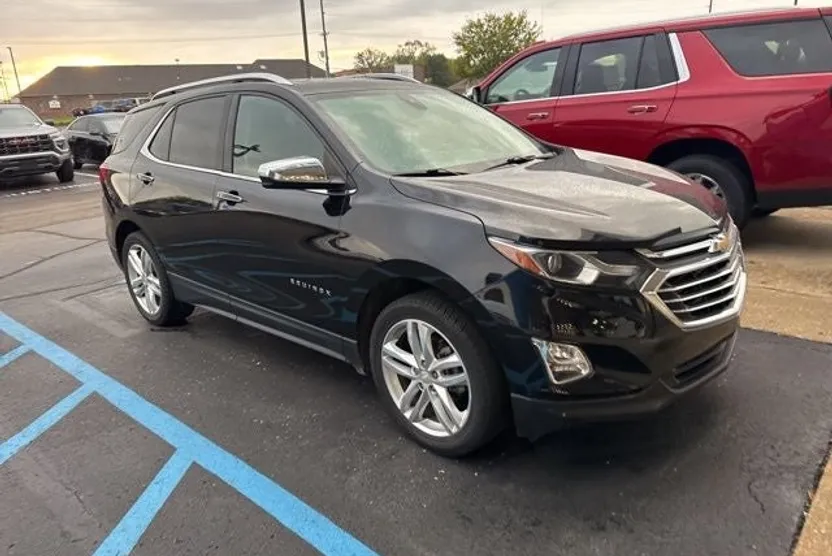 2018 Chevrolet Equinox Premier photo 1