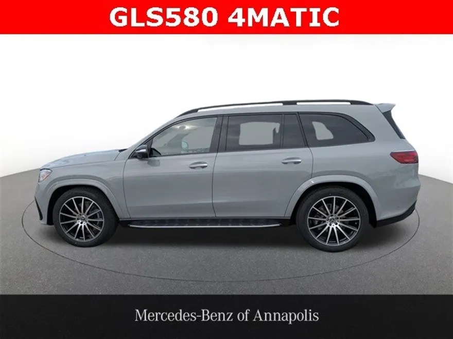 2026 Mercedes Benz GLS 580 4MATIC photo 1