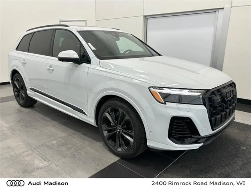 2025 Audi Q7 55 Prestige photo 1