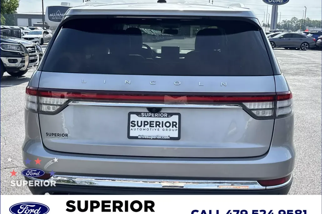 2023 Lincoln Aviator Reserve photo 1