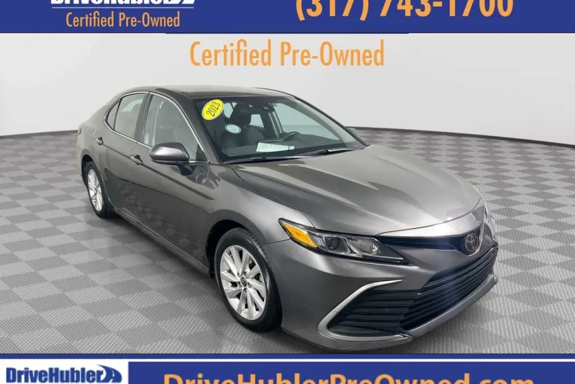 2023 Toyota Camry LE photo 1