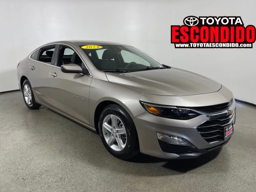 2024 Chevrolet Malibu 1LT photo 1