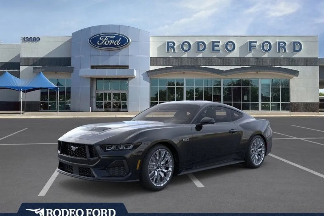 2025 Ford Mustang GT Premium photo 1