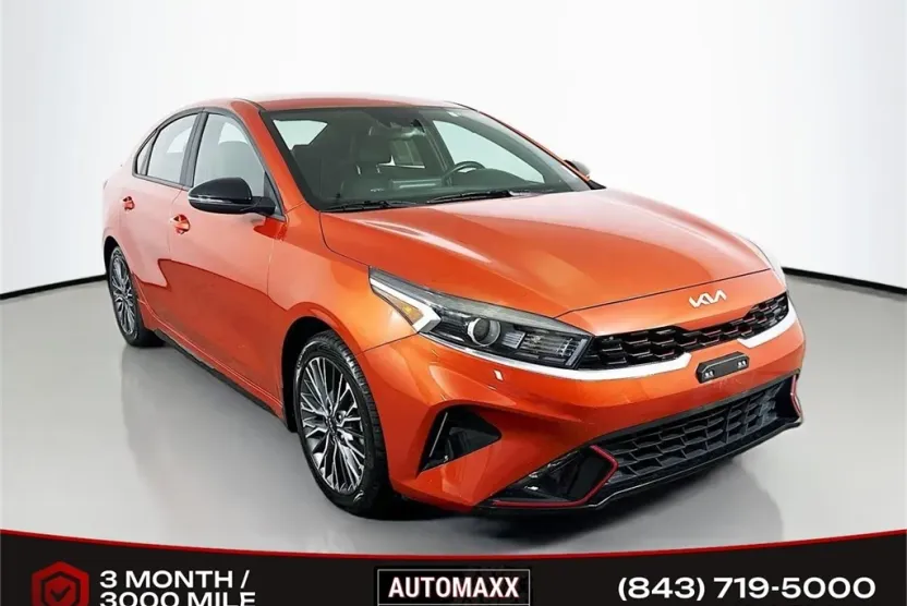 2023 Kia Forte GT-Line photo 1