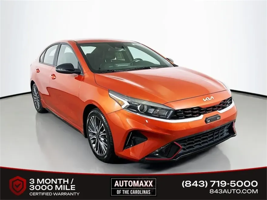 2023 Kia Forte GT-Line photo 1
