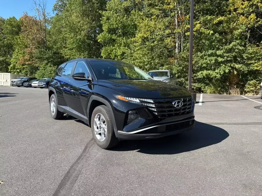 2024 Hyundai Tucson SE photo 1