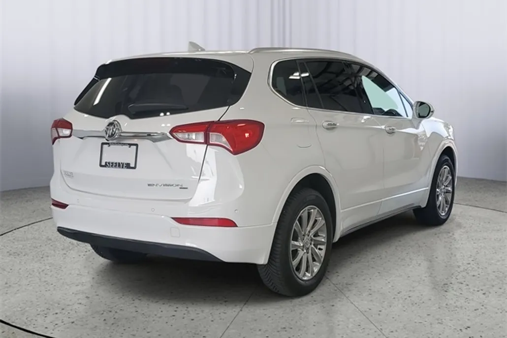 2020 Buick Envision Essence photo 1