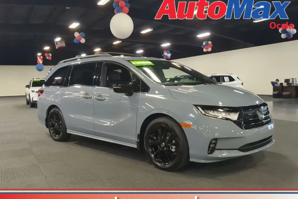 2024 Honda Odyssey Sport photo 1