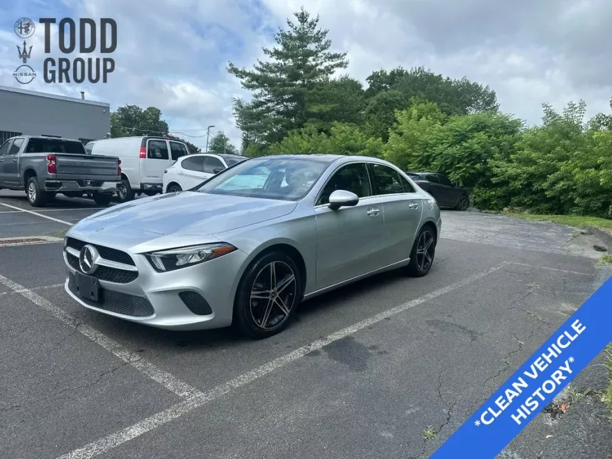 2022 Mercedes Benz A 220 4MATIC photo 1