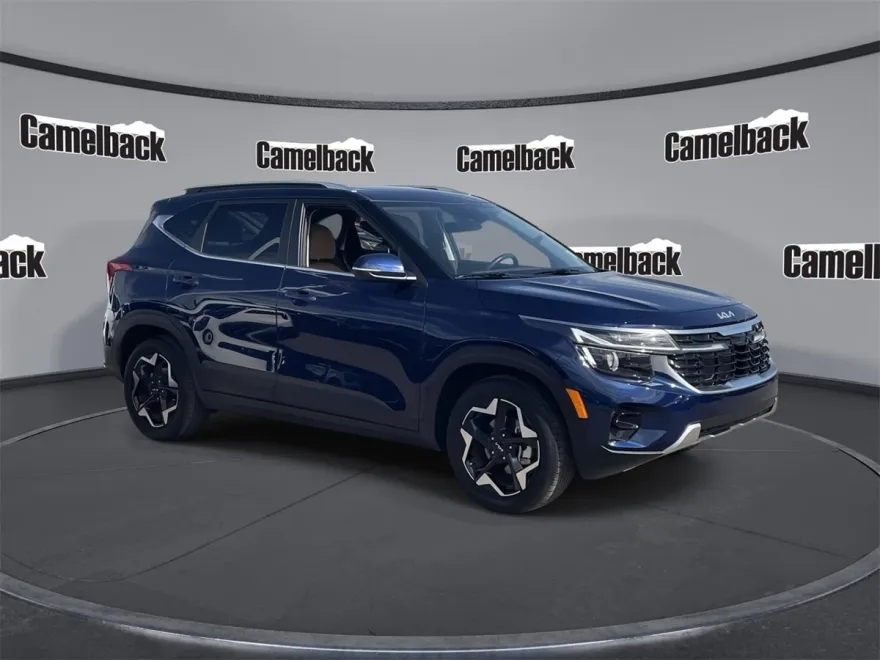 2025 Kia Seltos EX photo 1