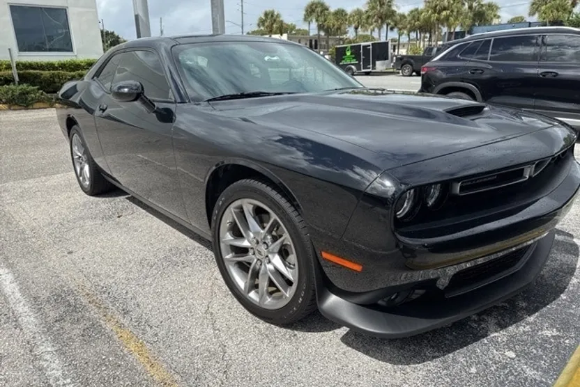 2021 Dodge Challenger GT photo 1