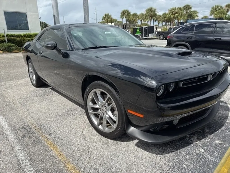2021 Dodge Challenger GT photo 1