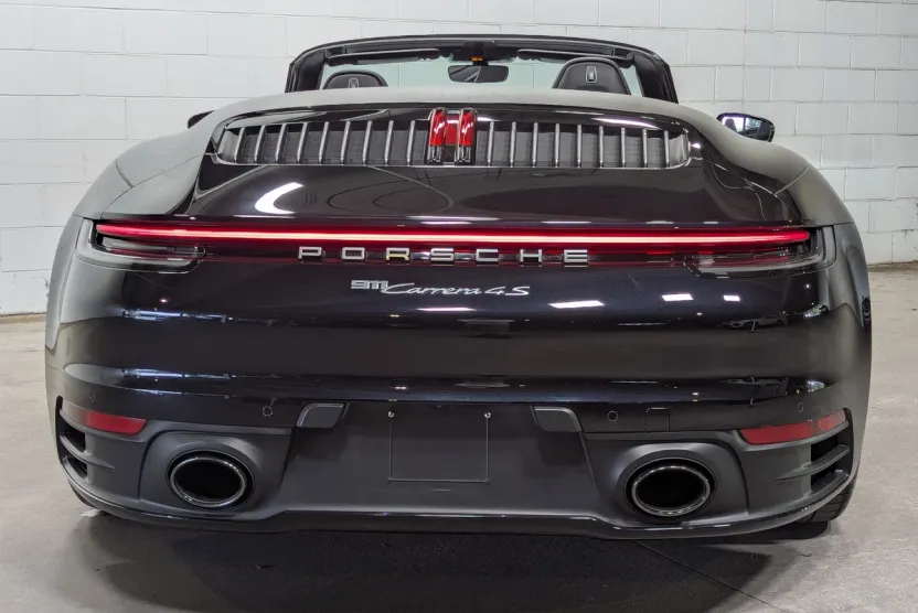2020 Porsche 911 4S Cabriolet photo 1