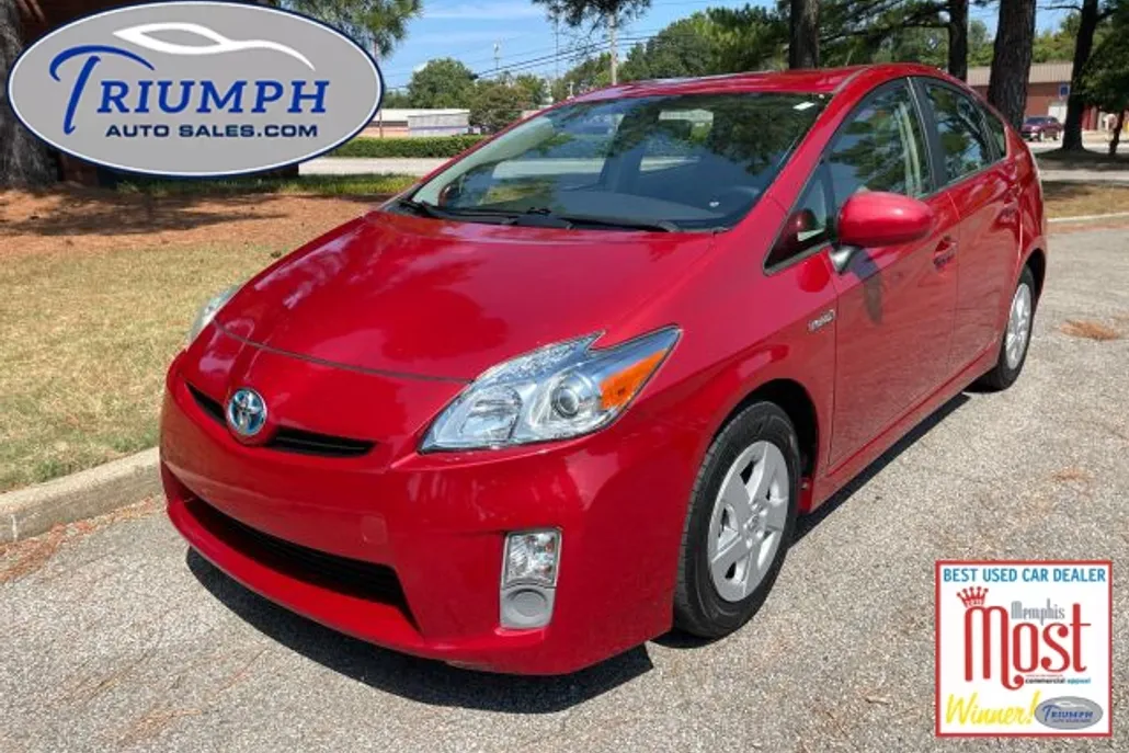2011 Toyota Prius One photo 1