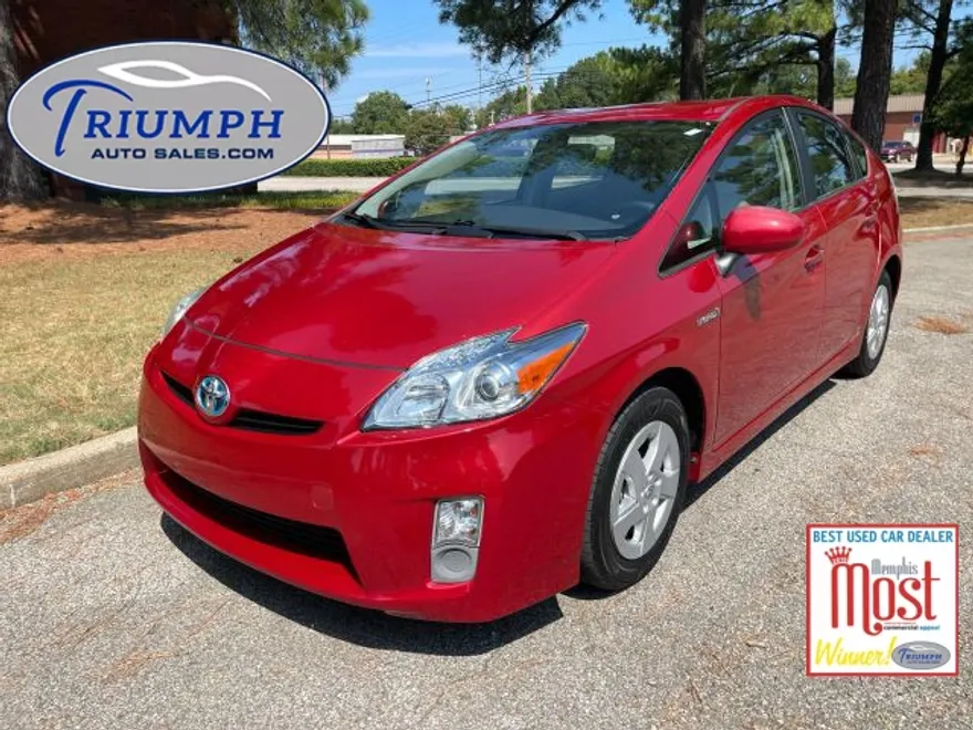 2011 Toyota Prius One photo 1