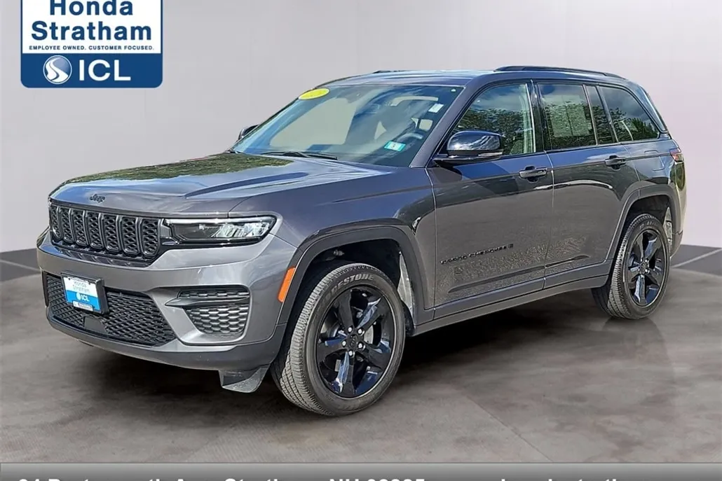 2023 Jeep Grand Cherokee Laredo photo 1