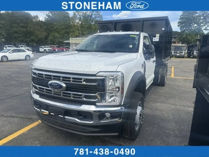 2025 Ford F-600 photo 1