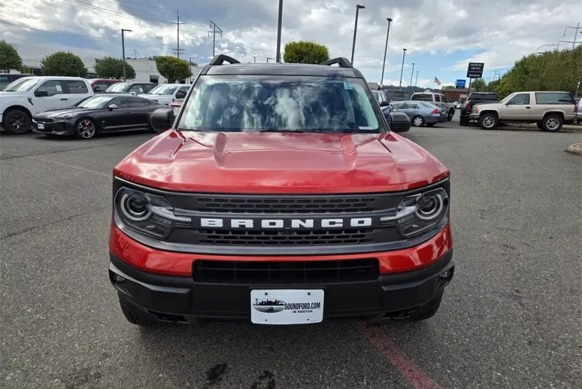2022 Ford Bronco Sport Badlands photo 1